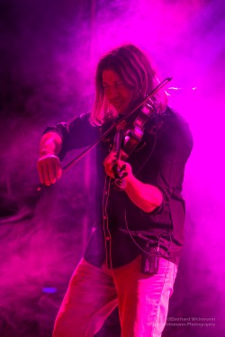 Absinto Orkestra, am 15.2.2025 im Pavillon der IG Kultur in Sindelfingen