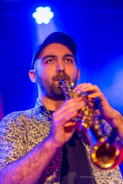 Absinto Orkestra, am 15.2.2025 im Pavillon der IG Kultur in Sindelfingen