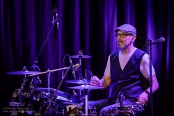 Fotografien vom Konzert mit Christina Lux, aufgenommen am 15.3.2026 im Pavillon der IG Kultur in Sindelfingen von Eberhard Weinmann