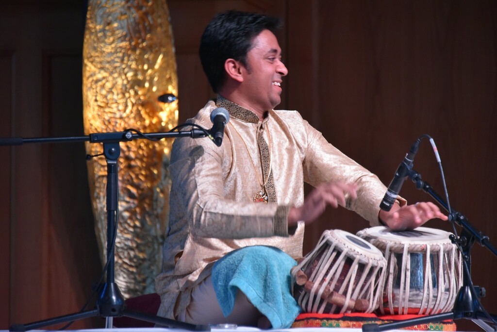prabhash_maharaj_tabla.jpg